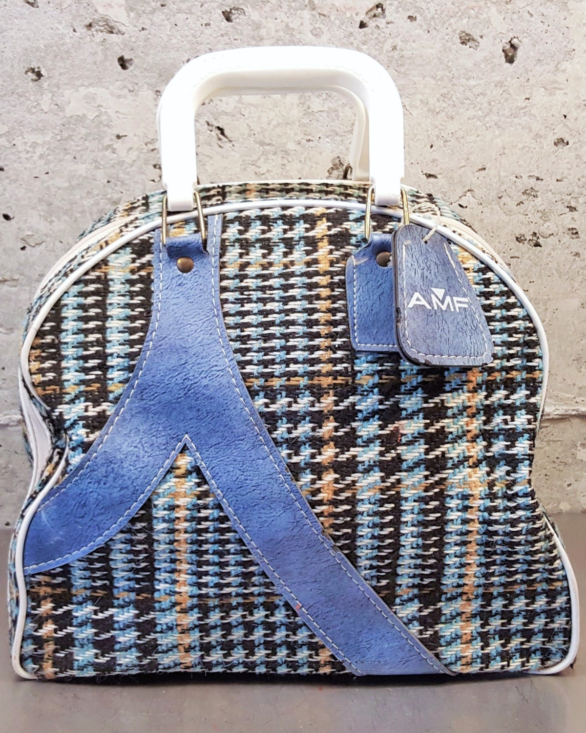 Vintage AMF Bowling Ball Bag w/Black/Silver/Gold/Sky Blue