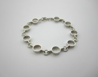 Modernist Jorma Laine Kultateollisuus Ky Silver Bracelet Turku Finland 1971