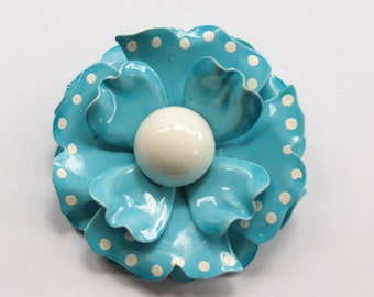 Vintage 60's Flower Brooch. Flower Power