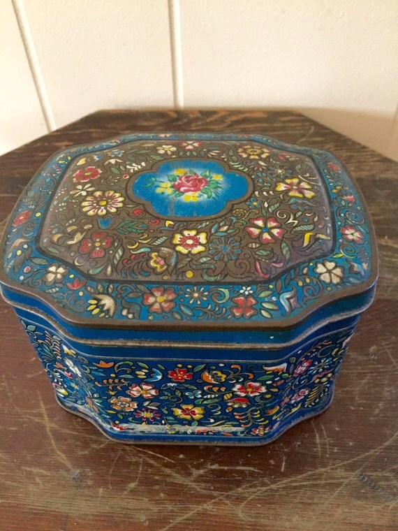 Decorative Metal Tins Vintage Tins Candy Tins Metal by Speckadoos