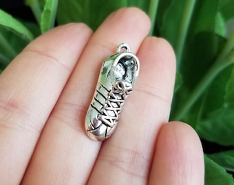 5 Pieces Silver Tone Running Shoe Charms, Cross Country Charms, Tennis Shoes Charms, Shoes Charms, B10785H