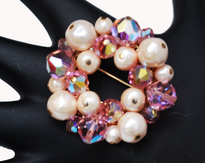 Vintage Pink Brooch Crystal pearl cluster Bead round Wreath Pin