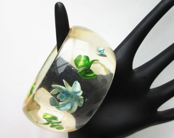 Clear Lucite Bangle with embedded carved blue green flower Bracelet