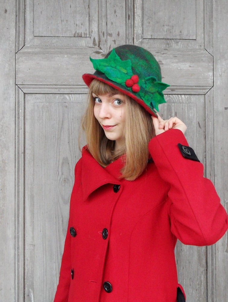 unique elegant felted hat woman christmas hat green red unique elegant felted hat woman christmas hat green red