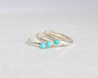 Turquoise Ring. Sterling Silver Ring with Turquoise Stone. Birthstone Ring. Simple silver ring. Everyday wear ring.