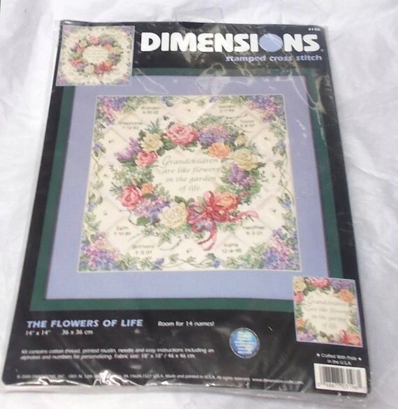 Dimensions 3196 stamped cross stitch kit The flowers of life