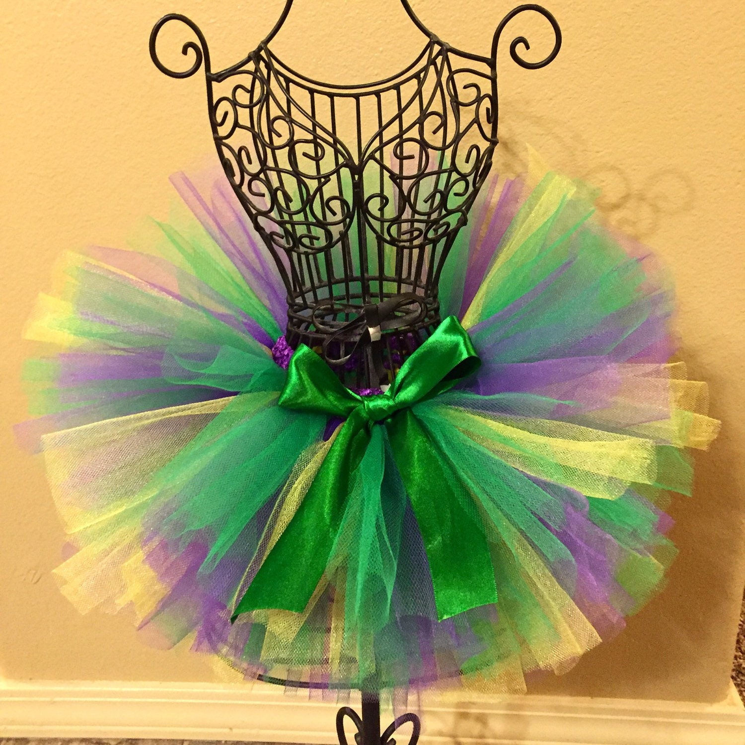 how to make a mardi gras tutu