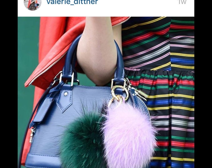 Fur bag charm, fur pom pom keychain, fur ballkeyring purse pendant in light purple