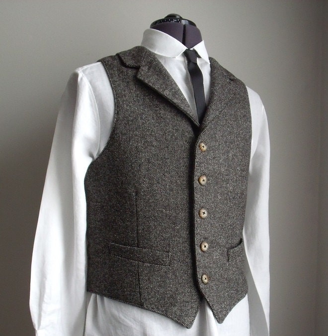 Gentlemen's Chocolate Fleck Tweed Waistcoat