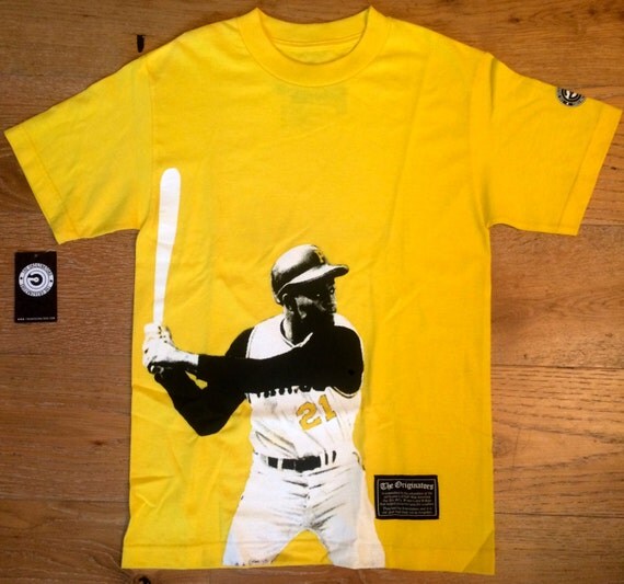 t shirt roberto clemente