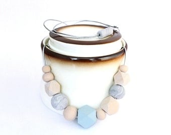Chunky bead necklace, statement necklace, minimal jewelry, wood beads necklace, minimal geometric necklace, simple necklace, gift for her
