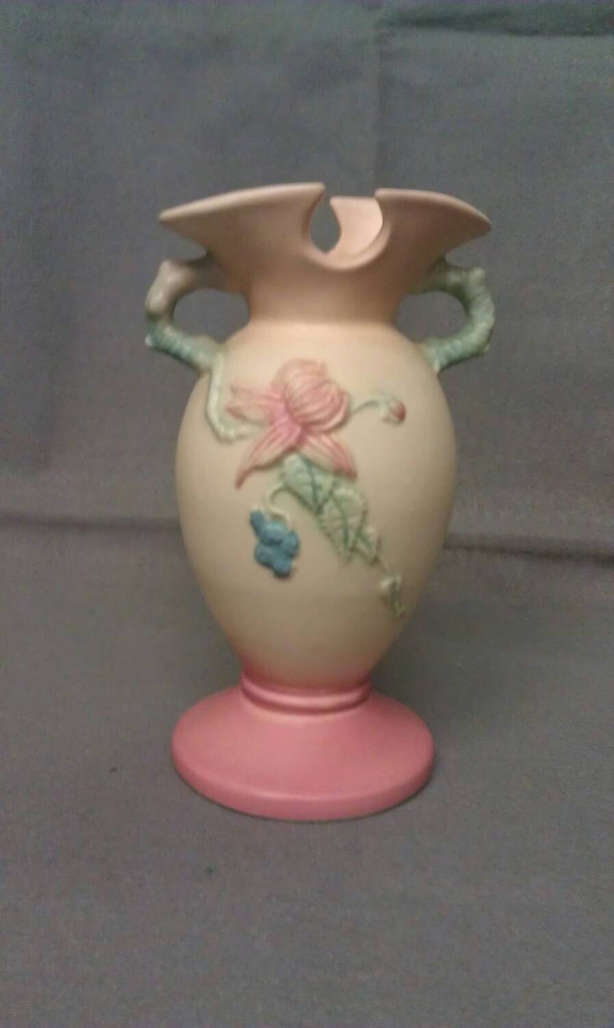 Hull Pottery Vase W46 1/2 USA