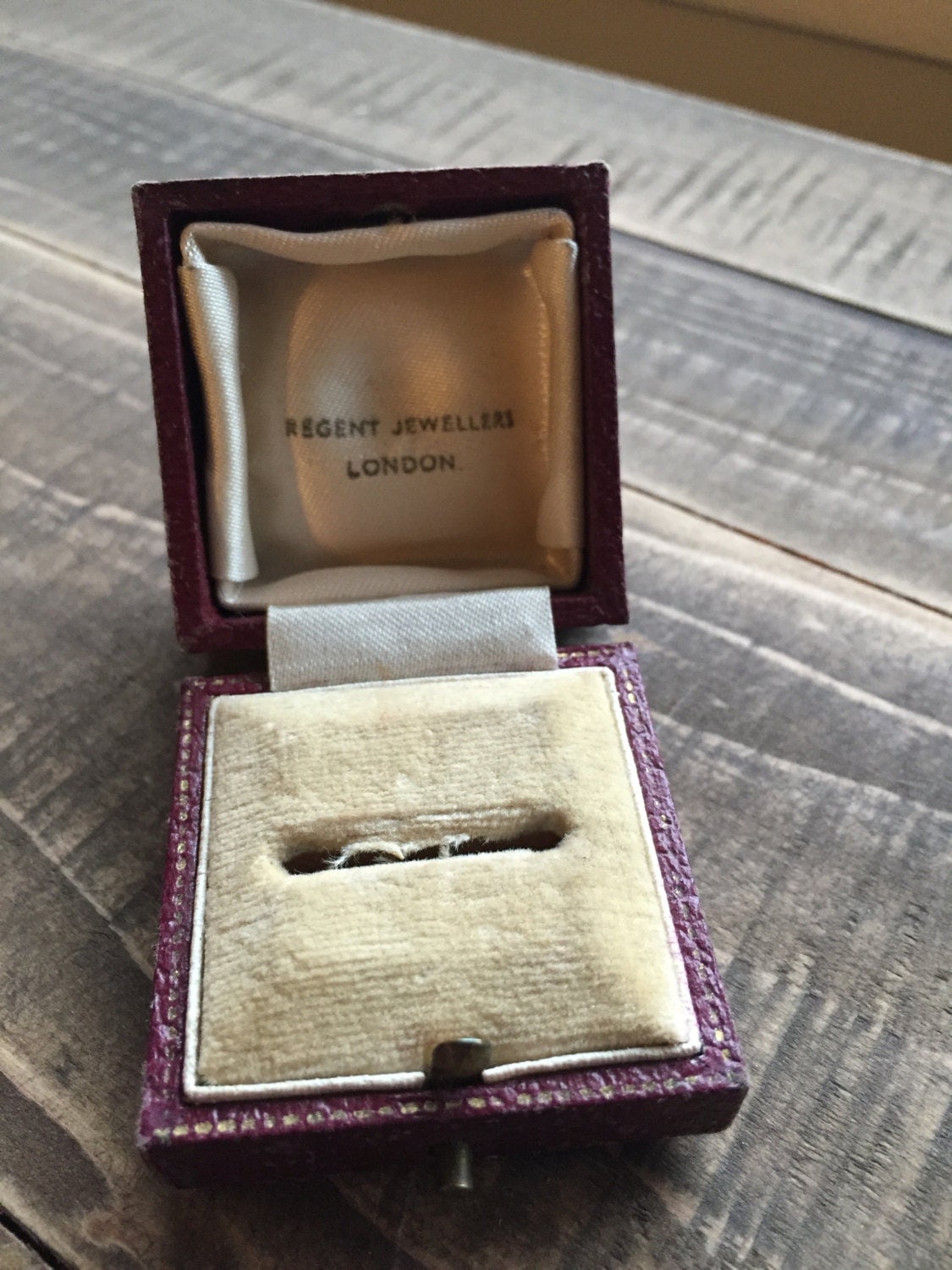 Vintage ring box. Regent Jewellers London.
