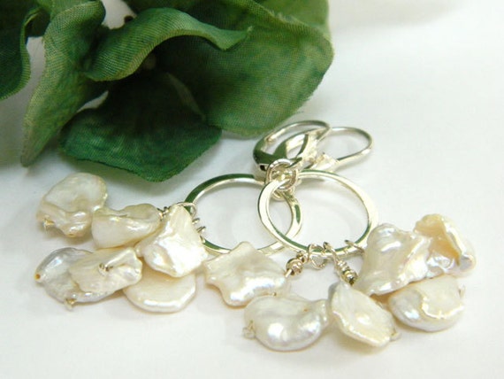 Pearl Earrings, White Earrings, Handmade Earrings, Silver Earrings, Handcrafted Jewelry, Artisan Made, Pearl Jewelry, Short Earrings