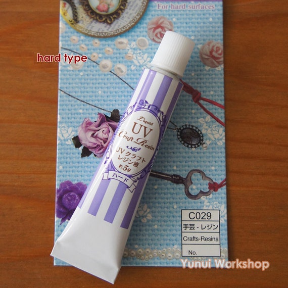 DAISO UV Liquid Tube Hard Type 5g Transparent Resin Gel
