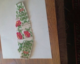 Elastic red rose hat band