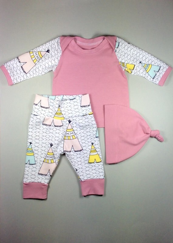 Items similar to Baby girl coming home outfit Organic baby clothes, going home outfit, take home