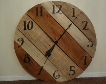 Pallet wood clock | Etsy