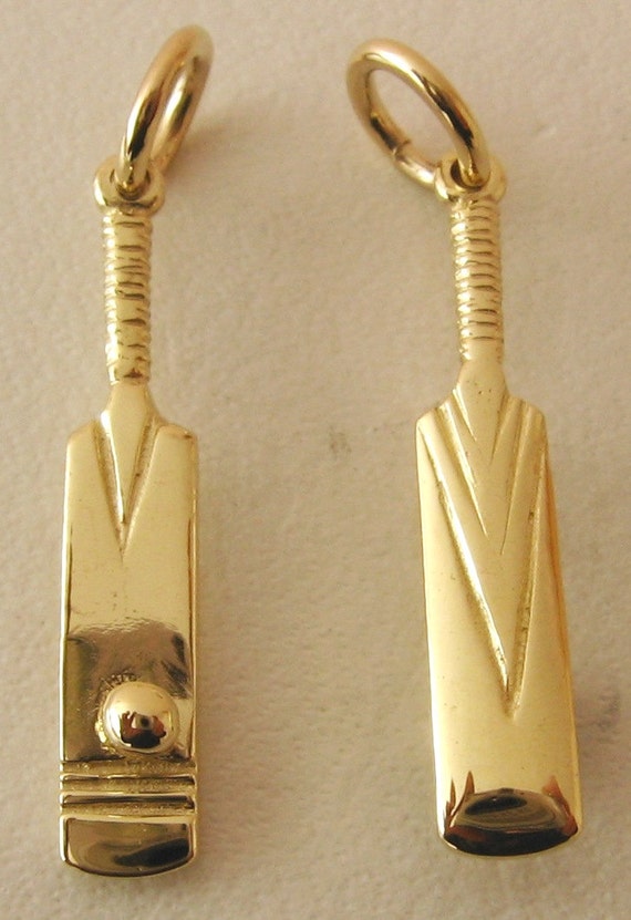 Genuine SOLID 9ct YELLOW GOLD Cricket Bat Sport charm pendant