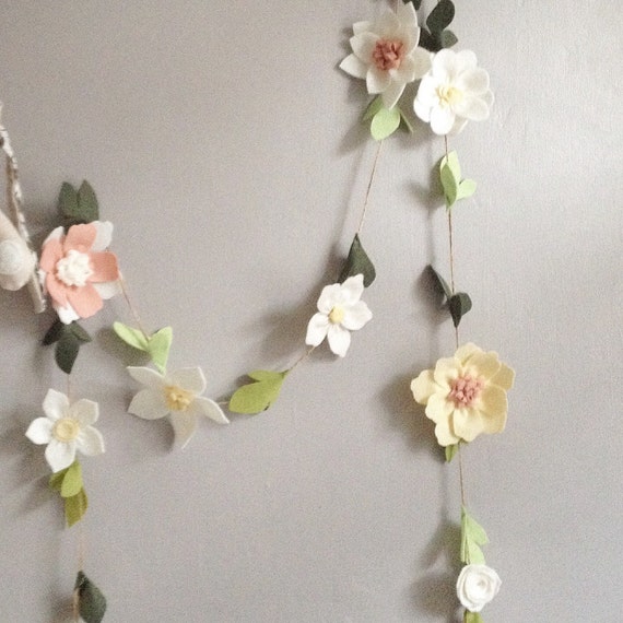 Felt flower garland in white soft yellow and by PantoufledeVerre