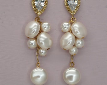 Items similar to Gold Pearl Chandelier Earrings -- Pearl Bridal ...