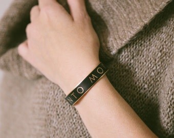 Memento Mori - Skinny Cuff Bracelet - Gothic Jewelry - Latin Quote Bracelet - Death Quote - Literary Gifts - Gift For Him - Gothic Jewelry