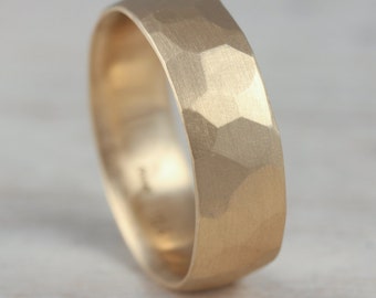 5mm or 7mm Smooth Faceted Men's Wedding Band - Gold or Palladium Wedding Ring - Geometric - Comfort Fit Wide Ring - Hand-carved Facets