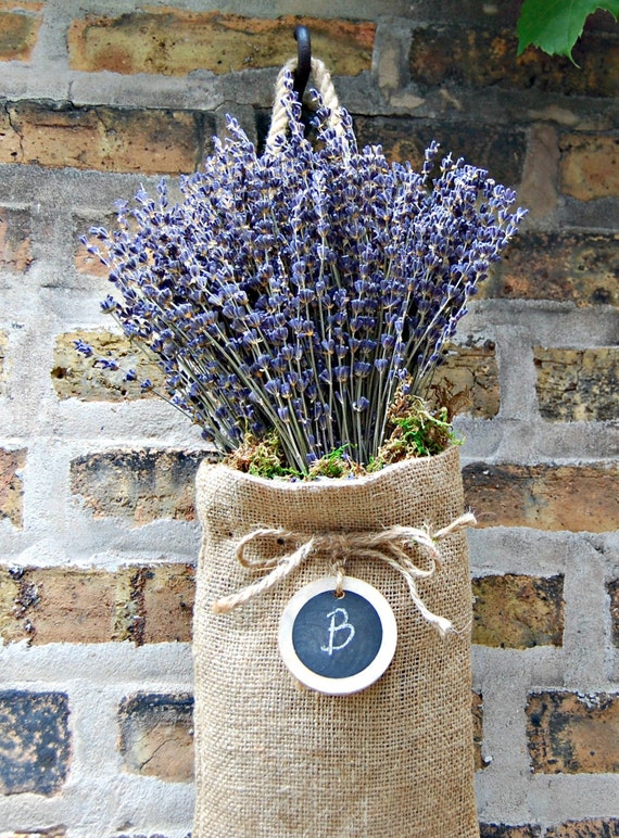 Dried Lavender Arrangement / Rustic Lavender Bouquet / Burlap