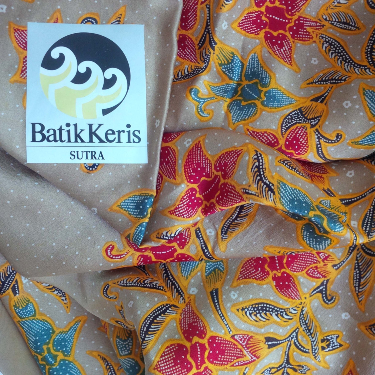Authentic Indonesian Batik Silk Fabric With Beautiful Flowers 