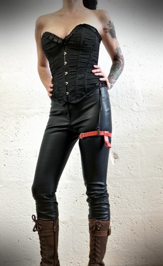 Unisex Leather Thigh Garter Belt Red steampunk burning