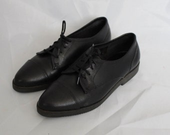 Vintage Black Leather Oxford Shoes Size 5.5 / Vintage Black Leather Oxfords / NIB Vintage Leather Lace-Up Oxford Shoes / Size 5.5