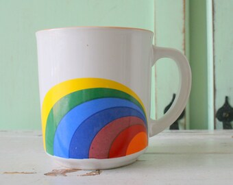 Vintage RAINBOW MUG.....coffee. tea. colorful. rainbow. retro housewares. kitsch. 80s housewares. gift. kitchen. drink.
