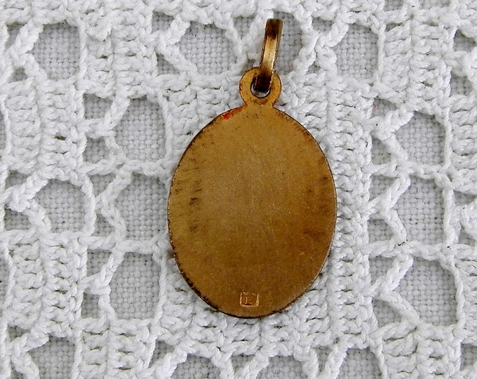 Small Vintage French Religious Gold Plated Medal Virgin Mary / Charm / Religion / Christian / Catholic / Madonna Our Lady Religious Jewelry Small Vintage French Religious Gold Plated Medal Virgin Mary / Charm / Religion / Christian / Catholic / Madonna Our Lady Religious Jewelry