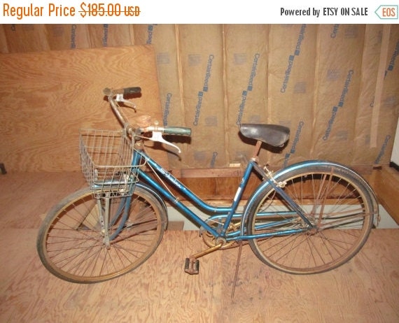 SALE Schwinn Bicycle with Basket Womens Vintage Bicycle