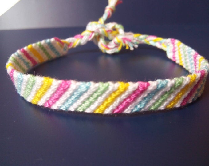 Friendship Bracelet, Macrame, Woven Bracelet, Wristband, Knotted Bracelet - Colorful Beach Bracelet