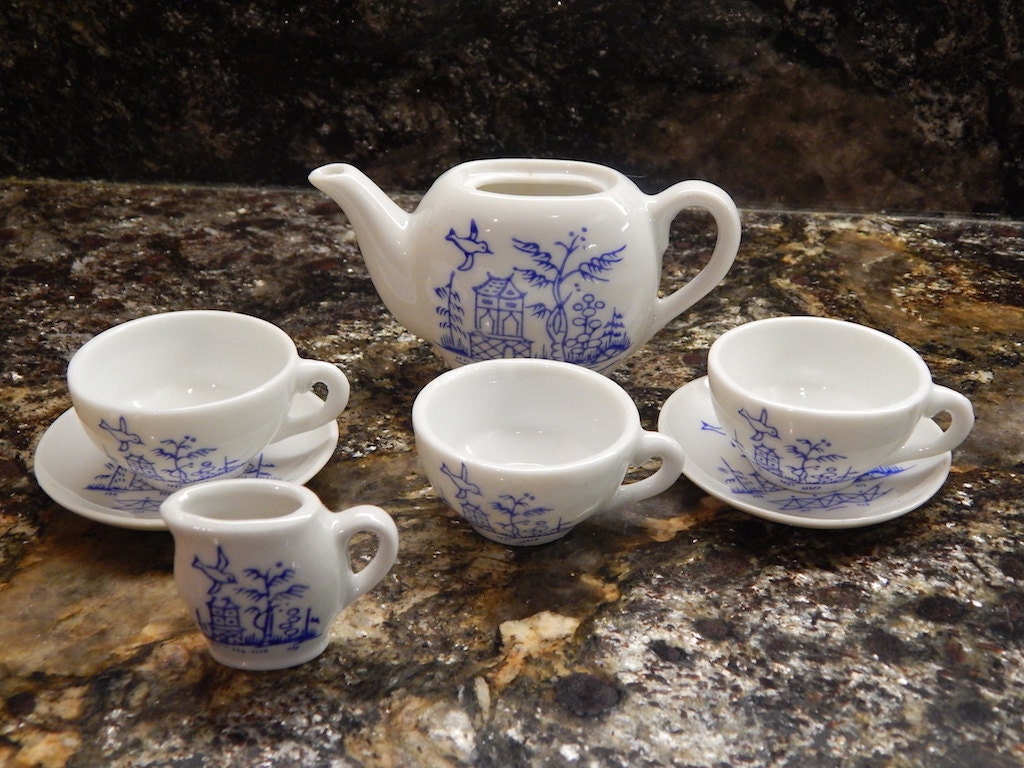 blue willow childs tea set