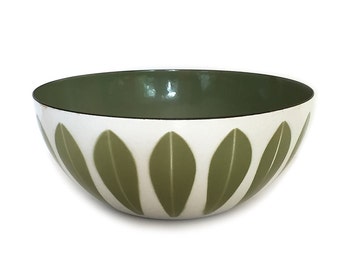 Vintage Cathrineholm Bowl Lotus Green and White Grete Prytz Kittelsen Eight Inch