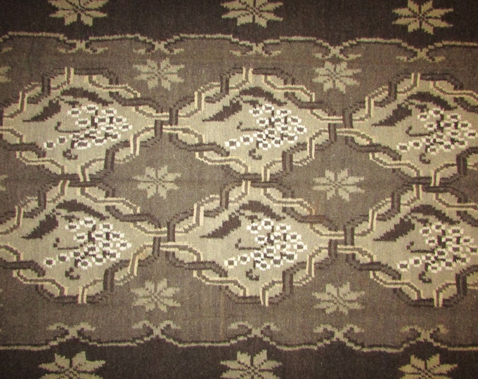 Bessarabian Kilim. Vintage Moldovan Kilim, Handmade 50-60 years old, handmade Floral Rugs Carpets .Eco-Friendly