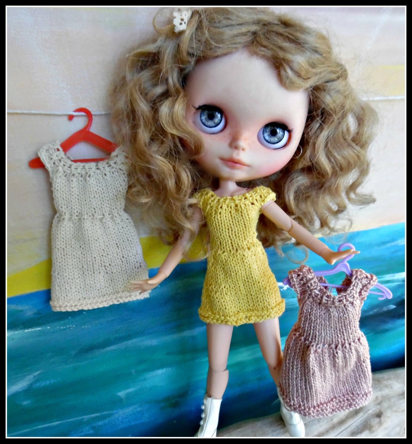 BLYTHE DOLL Dress Knitting pattern for a sweet dress with 3