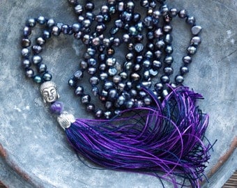 Purple tassel necklace | Extra long knotted pearl necklace | Boho necklace | Bohemian necklace | Buddha beads | Nomade style dark plum pearl