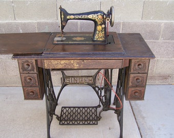 Singer Sewing Machine Treadle 1923 Local Pick Up Only