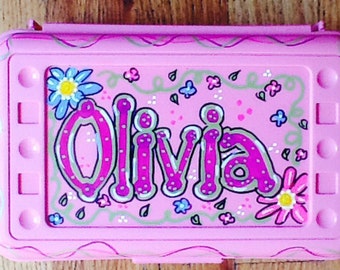 Personalized pencil box, girl pencil box, school supply box, girls art box, school art box, back to school art box, name art box,