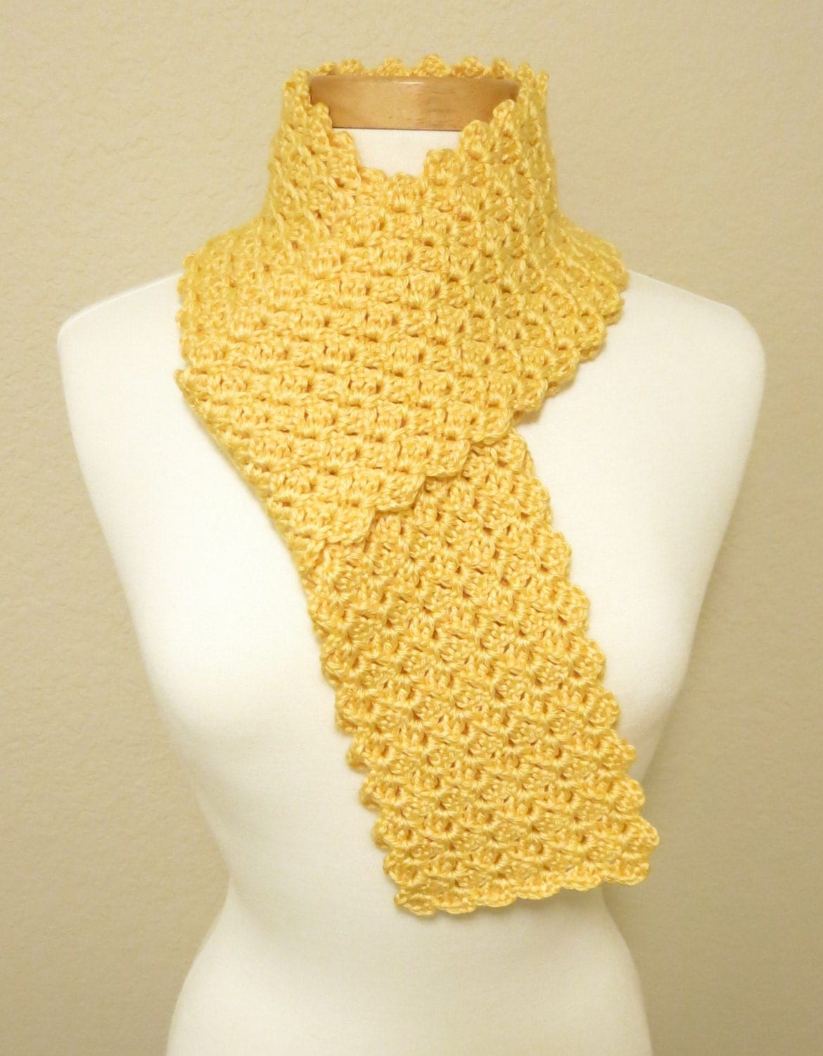 Crochet Textured Scarf with Scalloped Edge