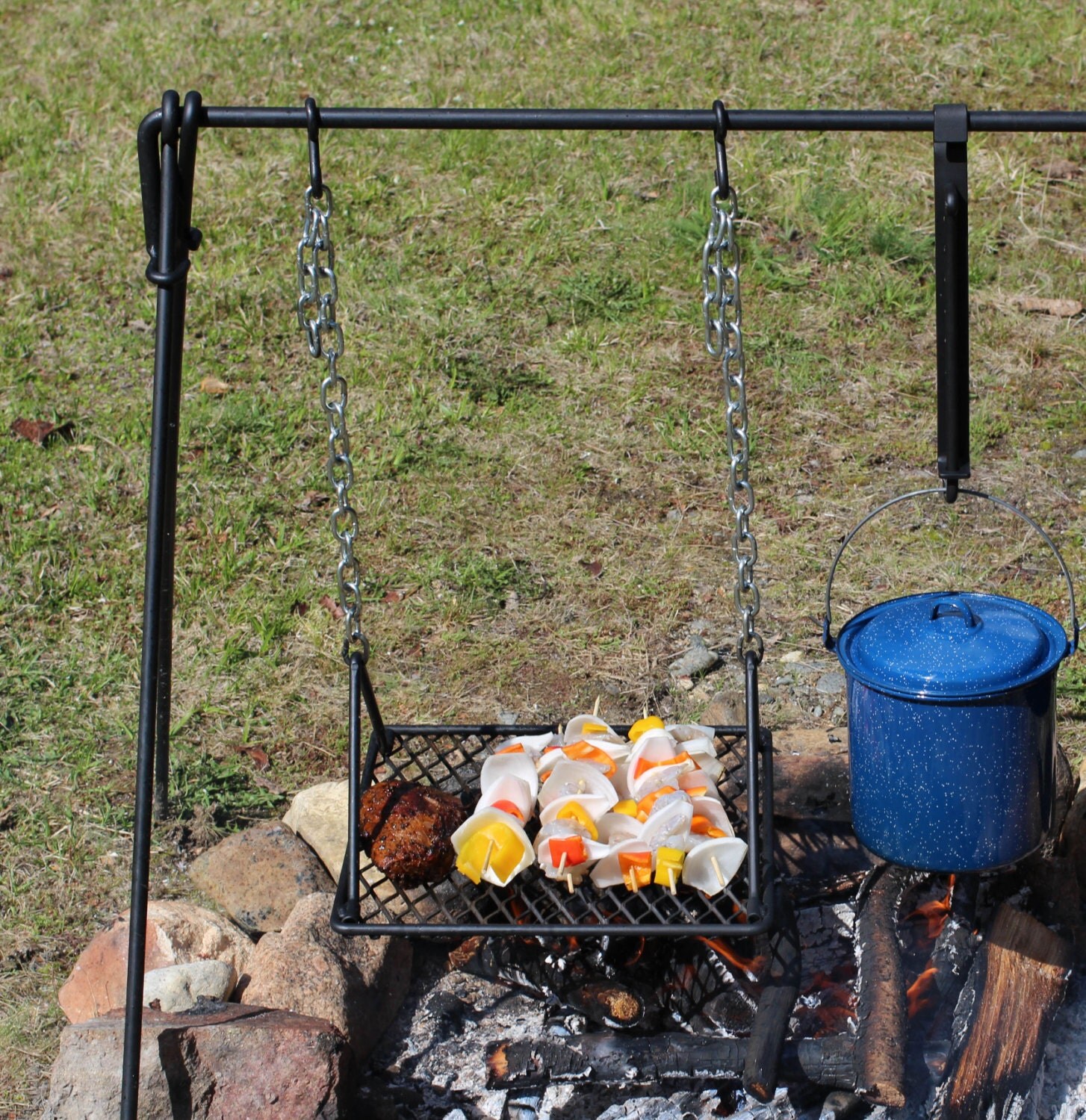 Small Folding Dutch Oven Campfire Cook Set