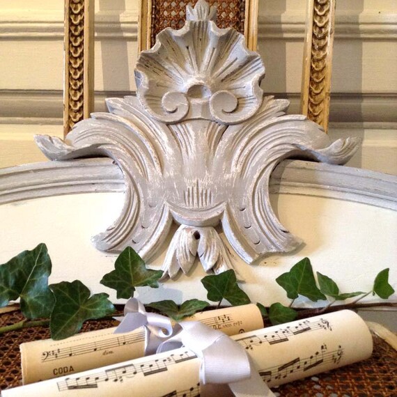 Antique French Wooden Pediment Fronton Wall by shabbyfrenchvintage