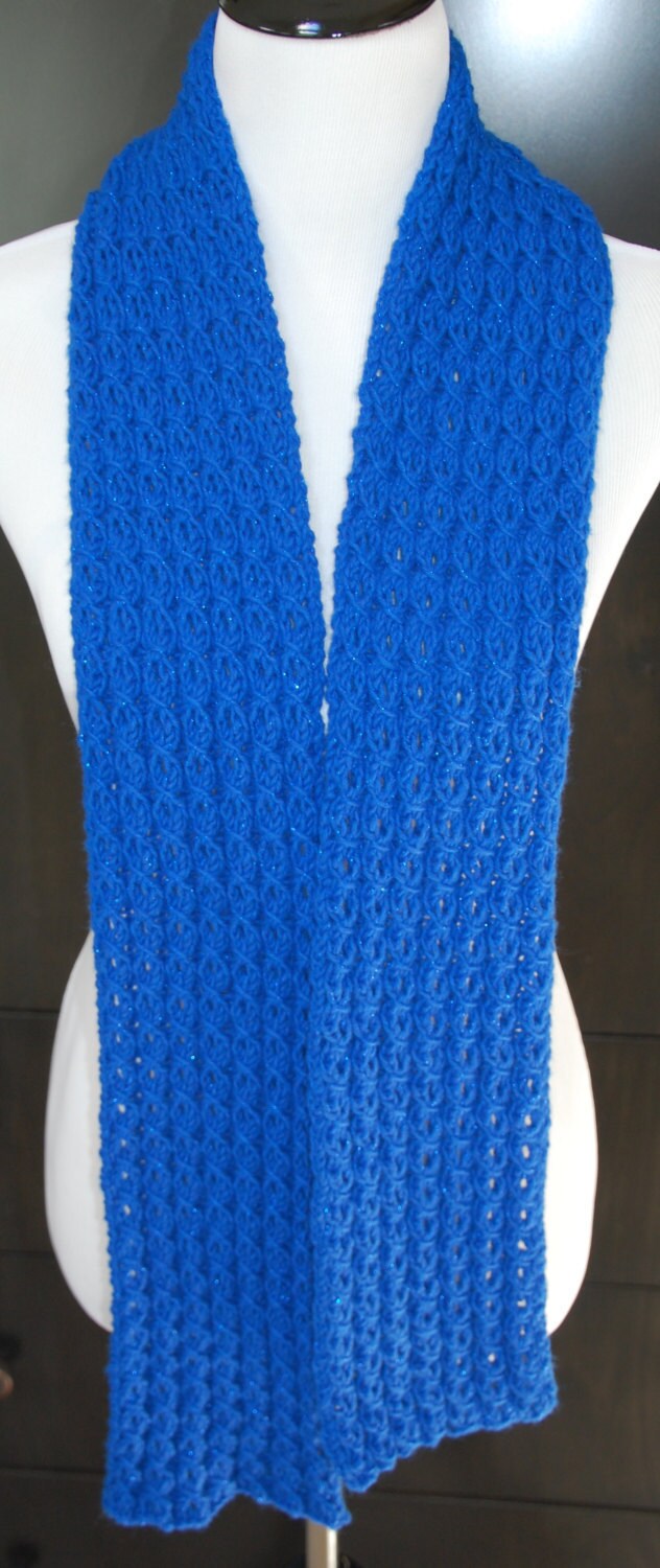 hand knitted eyelet cable stitch scarf