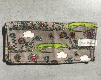 Organic Mini Burp Cloth, Alligators