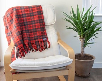 Vintage Red Pendleton Blanket // RARE Pendleton // Boho Wool Blanket // 100% Virgin Wool Blanket // Boho Woven Blanket // Picnic Blanket