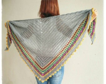 Impressive Sunday shawl. Cotton and merino wool. Grey with multicolor border.
