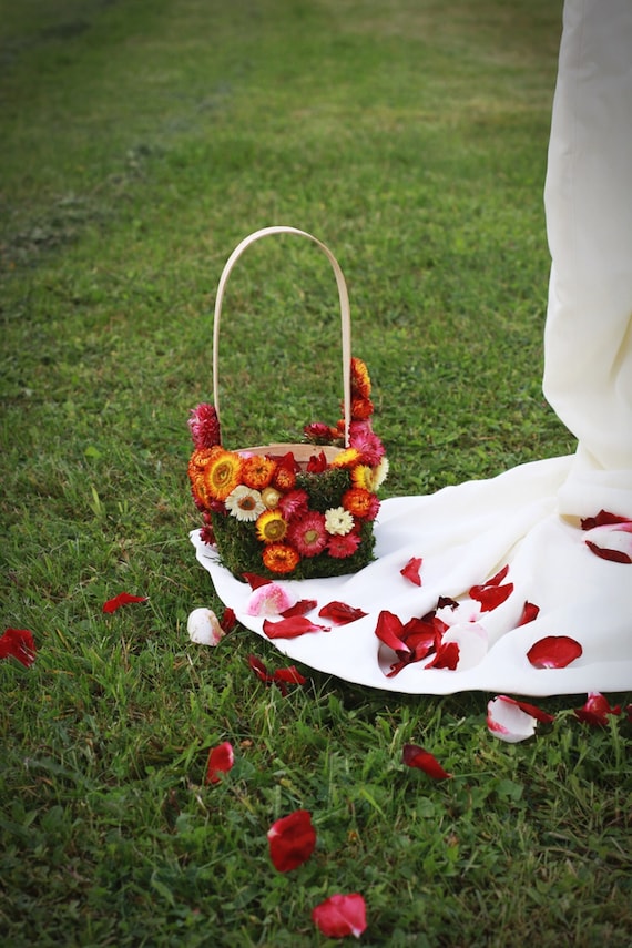 Flowergirl dried flower basket